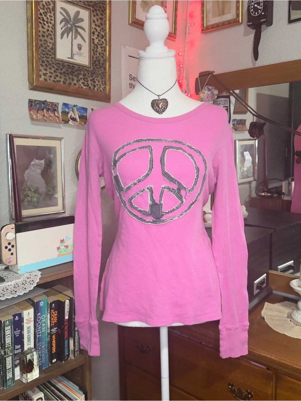 Y2K Pink Peace Graphic Long-Sleeve Women's Top
